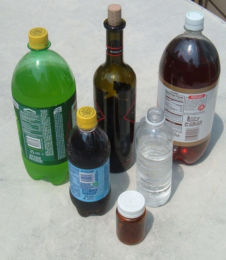 Връщане на пластмасови шишета в магазините